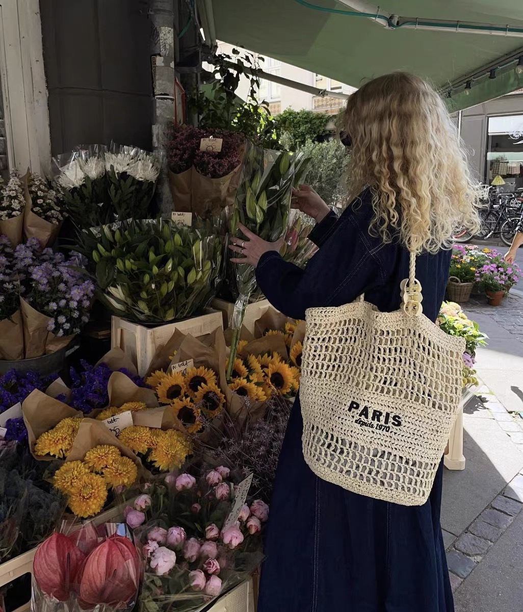Letter Embroidered One-Shoulder Straw Bag New Large Capacity Hollow Woven Bag Vacation Beach Bag Versatile Women's Bag