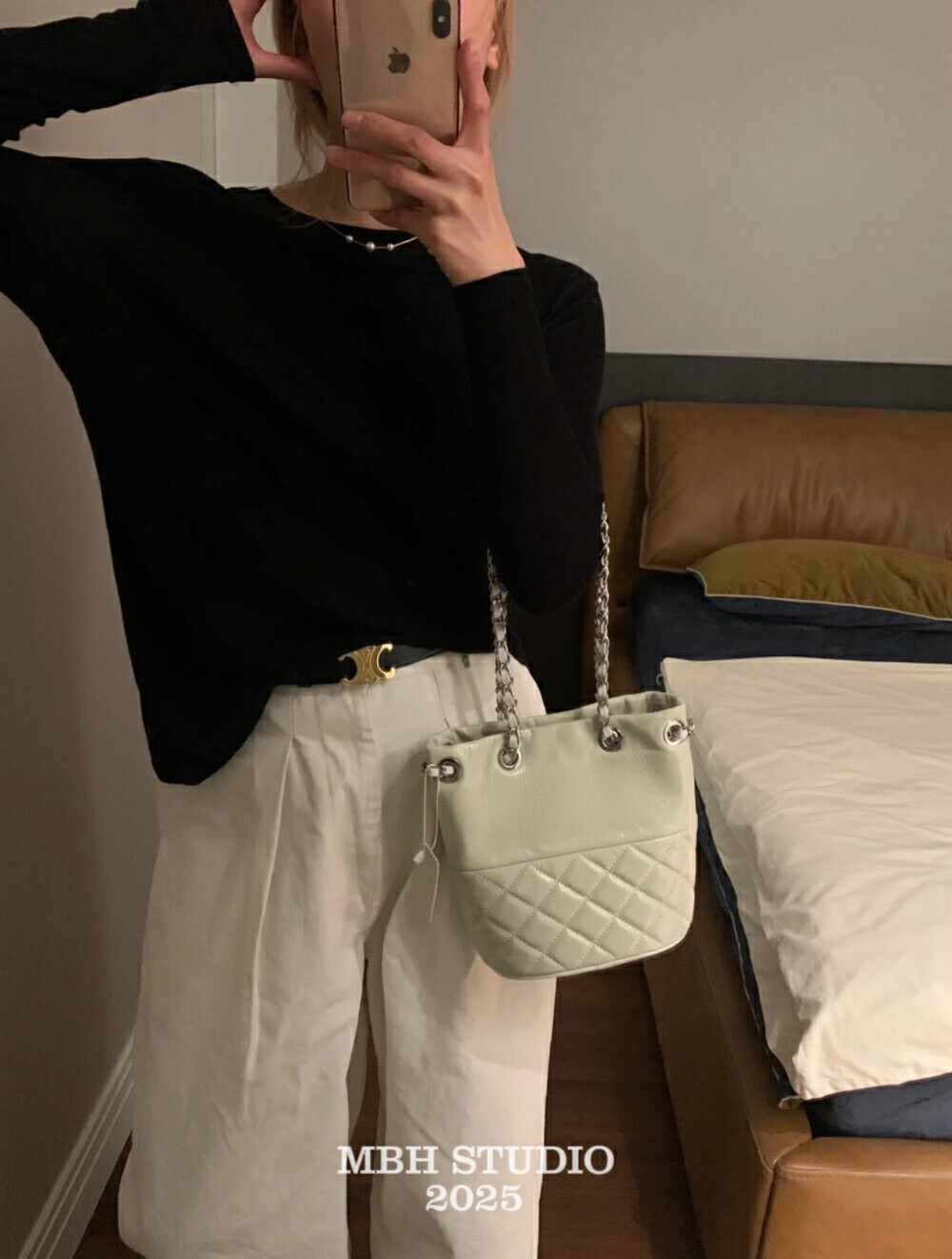 MBH Oil Wax Leather Quilted Bucket Bag with Chain Strap - Image 3